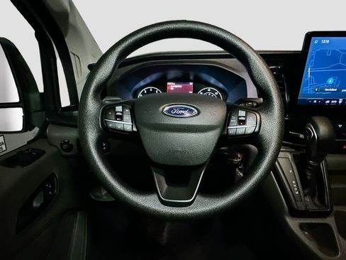 Used 2024 Ford Transit 350 XLT RWD image 10