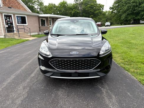 Used 2021 Ford Escape SE image 6