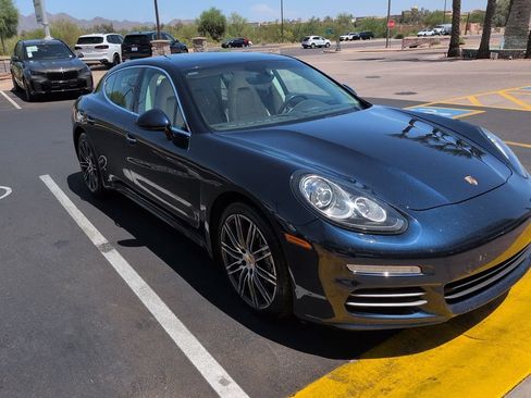 Used 2016 Porsche Panamera 4S AWD/4WD image 3