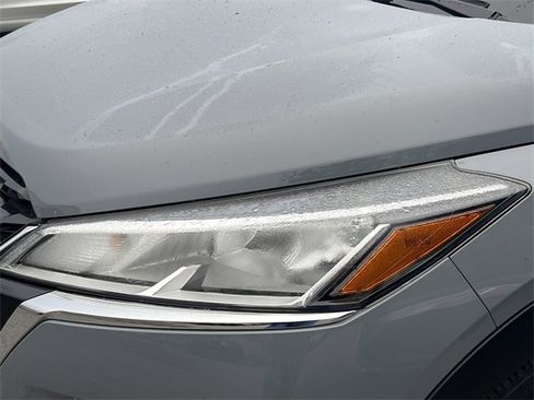 Certified 2023 Nissan Kicks SV image 7