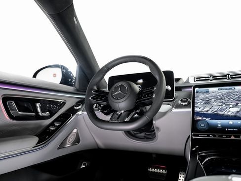 Used 2025 Mercedes-Benz S 63 AMG S image 47