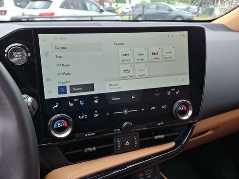 Used 2024 Lexus NX 350 AWD image 17
