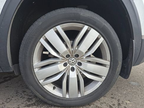 Used 2018 Volkswagen Atlas SEL Premium AWD/4WD image 18