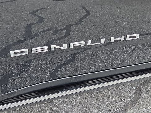 New 2026 GMC Sierra 3500 Denali w/ Denali Reserve Package AWD/4WD image 8