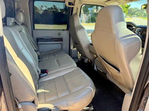 Used 2008 Ford F250 Lariat image 14