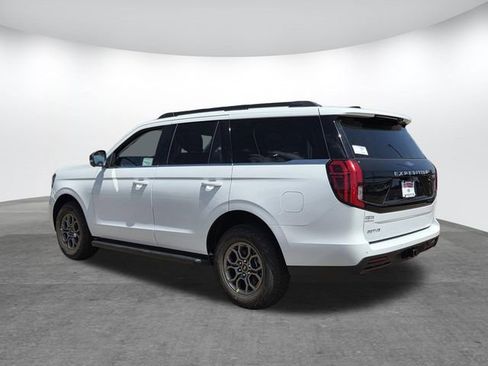 New 2026 Ford Expedition Active RWD image 3