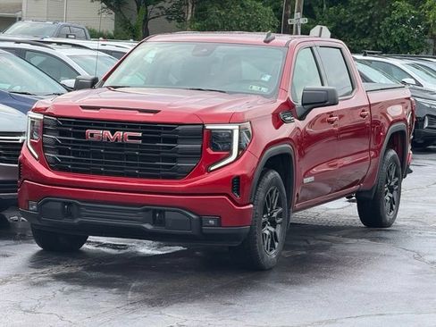 Used 2023 GMC Sierra 1500 Elevation AWD/4WD image 3