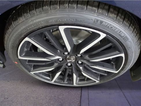 New 2026 Honda Accord Touring image 8