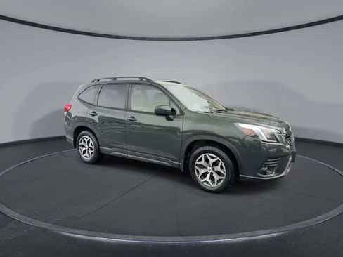 Certified 2023 Subaru Forester Premium image 2