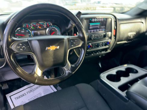 Used 2018 Chevrolet Silverado 1500 LT w/ LT Eassist Package image 31