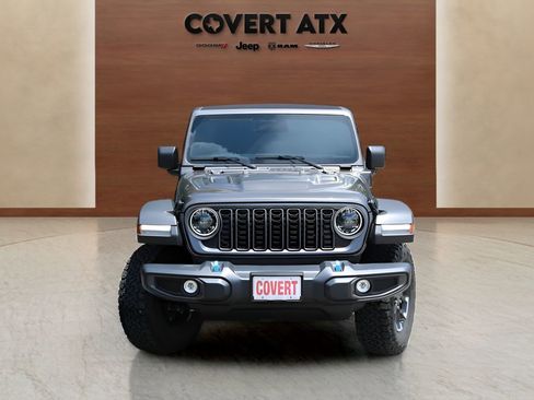 Used 2025 Jeep Wrangler Unlimited Rubicon 4xe w/ Safety Group AWD/4WD image 8
