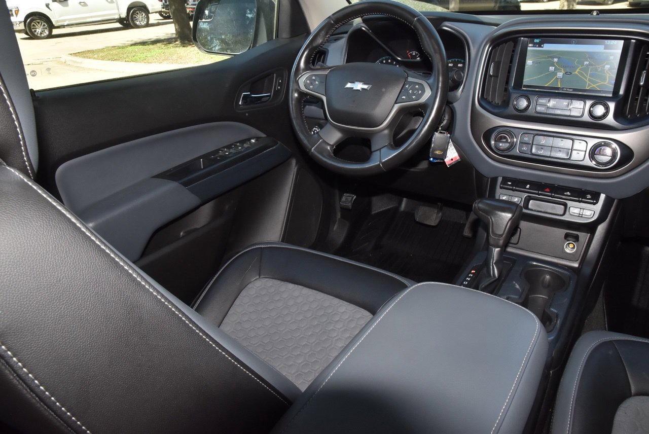 Used 2018 Chevrolet Colorado Z71 w/ Centennial Edition AWD/4WD image 15