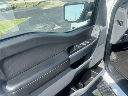 Used 2022 Ford F150 XLT w/ Trailer Tow Package image 13