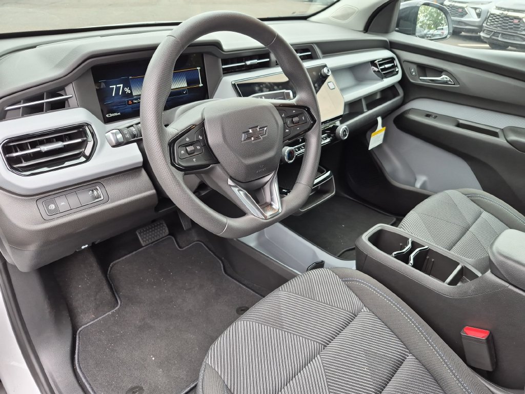 New 2027 Chevrolet Bolt LT FWD image 28