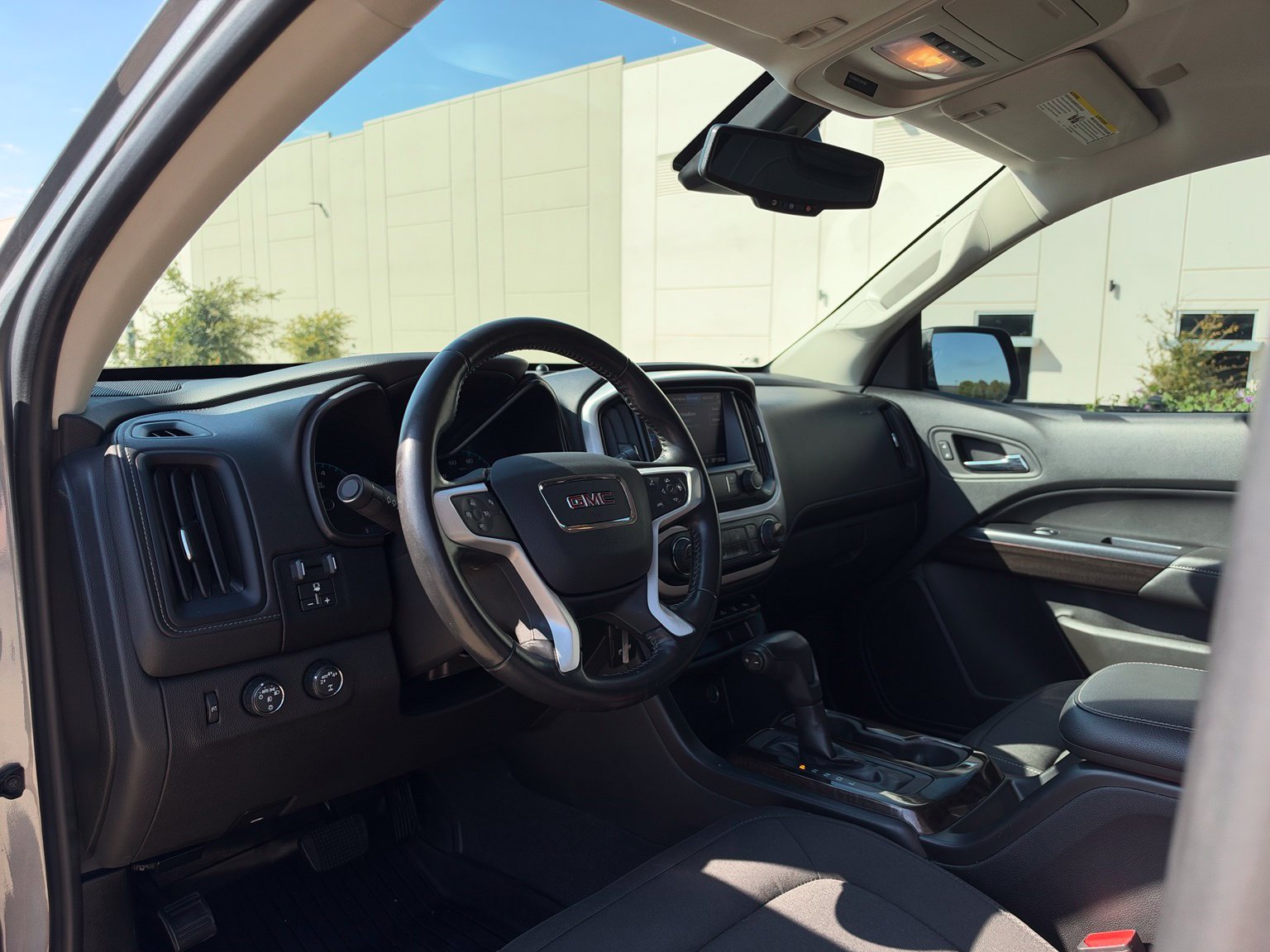 Used 2020 GMC Canyon SLE w/ Driver Alert Package AWD/4WD image 13