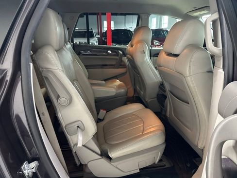 Used 2015 Buick Enclave Leather FWD image 36