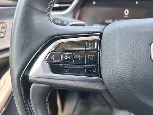 Used 2022 Jeep Grand Cherokee Limited AWD/4WD image 21