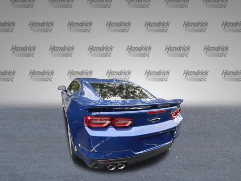 Used 2020 Chevrolet Camaro LT w/ Technology Package RWD image 15
