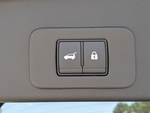 New 2025 Nissan Murano SL AWD/4WD image 13