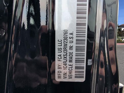 Used 2024 Jeep Wrangler Unlimited Rubicon 392 w/ Dual Top Group image 28