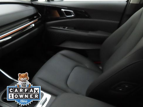 Used 2025 Kia Carnival SX Prestige image 17