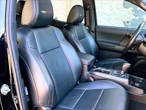 Certified 2020 Toyota Tacoma TRD Pro AWD/4WD image 9