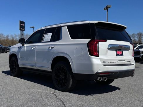 Used 2021 GMC Yukon Denali w/ Denali Premium Package image 7