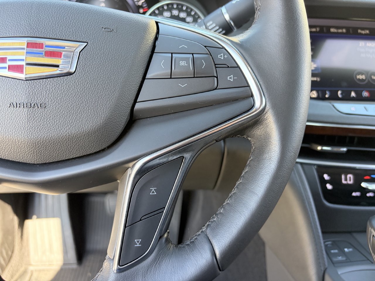 Used 2020 Cadillac CT6 Luxury AWD/4WD image 22
