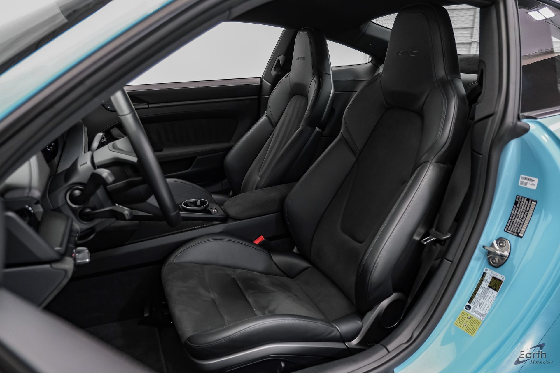 Used 2024 Porsche 911 Carrera GTS RWD image 37