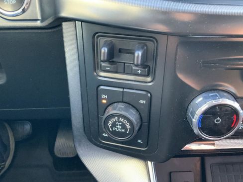 Used 2022 Ford F150 Platinum w/ Equipment Group 701A High image 38