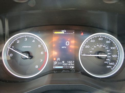 Used 2020 Subaru Forester Premium image 11