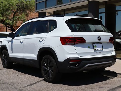 Used 2023 Volkswagen Taos S FWD image 9