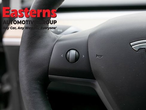 Used 2023 Tesla Model 3 Standard Range RWD image 16