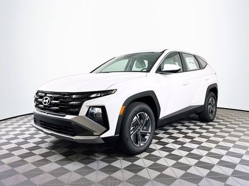New 2026 Hyundai Tucson Blue SE AWD/4WD image 2