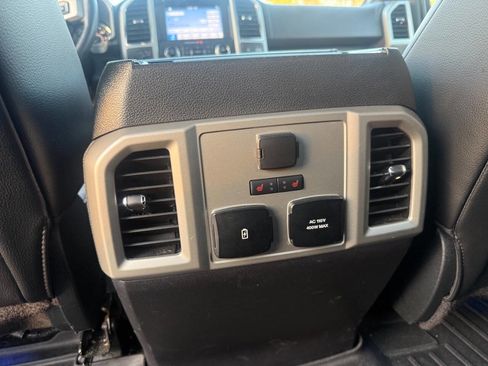 Used 2017 Ford F150 Lariat w/ Equipment Group 502A Luxury image 20