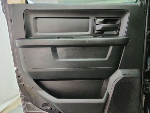 Used 2019 RAM 1500 Express w/ Wheel & Sound Group AWD/4WD image 18