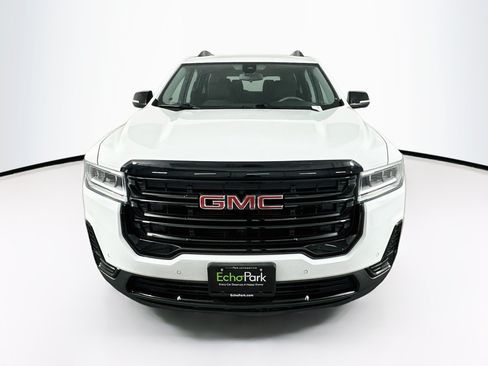 Used 2021 GMC Acadia SLE w/ Driver Convenience Package FWD image 2