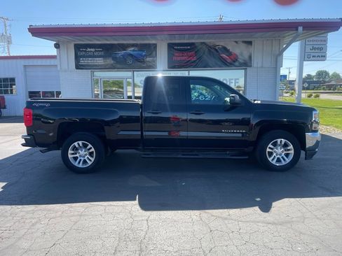 Used 2017 Chevrolet Silverado 1500 LT w/ All Star Edition AWD/4WD image 2