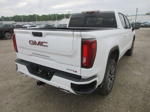 New 2026 GMC Sierra 1500 AT4 w/ AT4 Premium Package AWD/4WD image 5