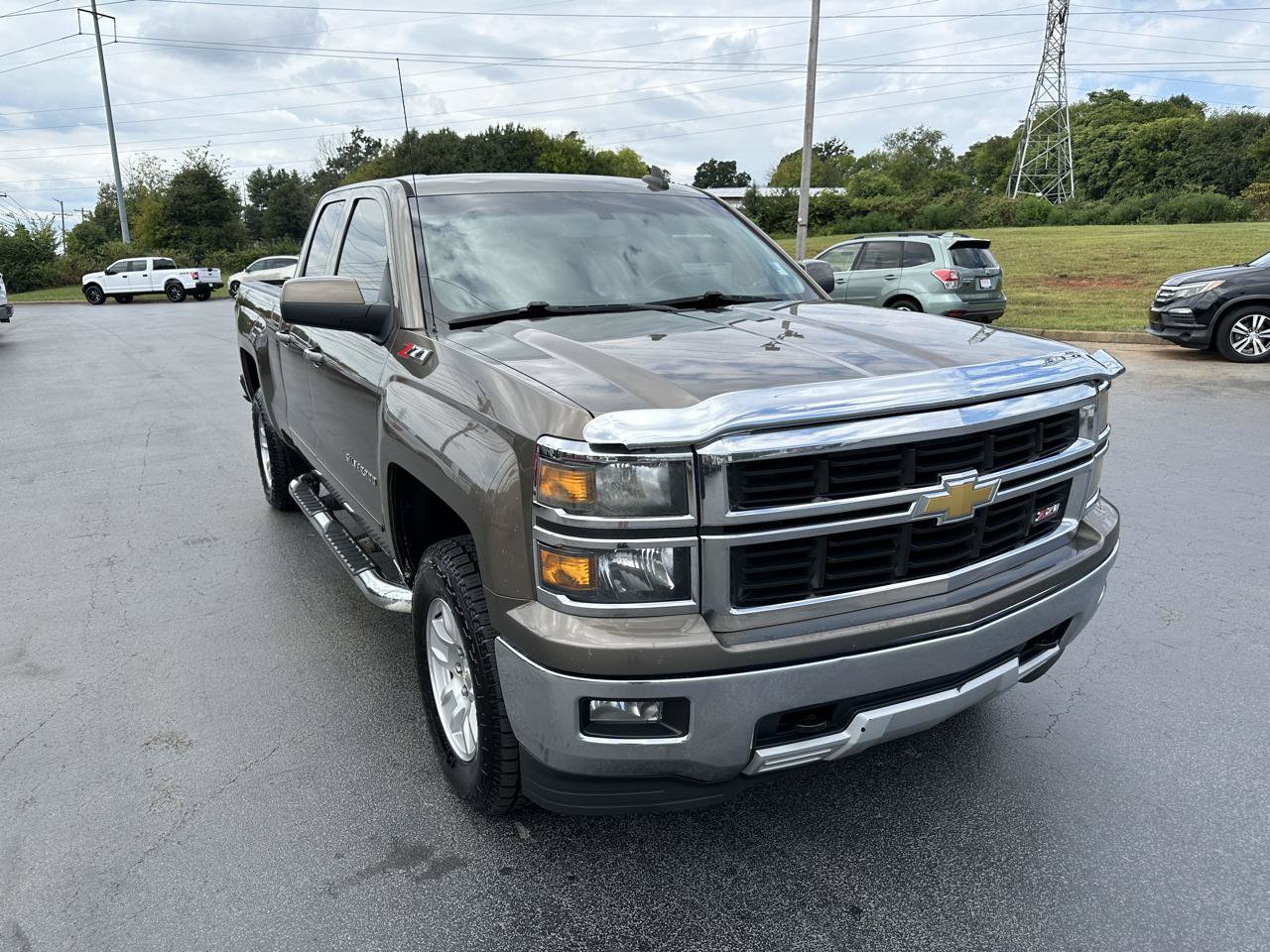 Used 2015 Chevrolet Silverado 1500 LT AWD/4WD image 6