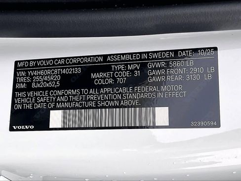 New 2026 Volvo XC60 T8 Plus w/ Protection Package Premier image 35