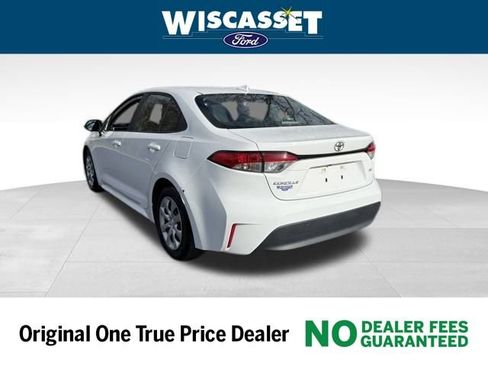Used 2024 Toyota Corolla LE image 21