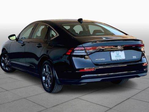 Used 2023 Honda Accord EX image 12