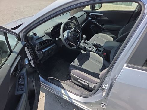 Used 2025 Subaru Impreza 2.0i w/ Popular Package #1A image 9