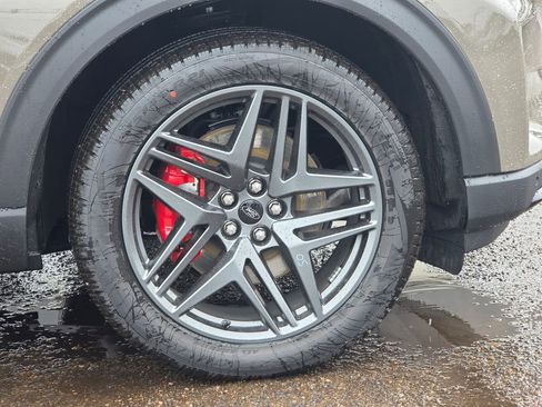 New 2026 Ford Explorer ST-Line w/ ST-Line Street Pack image 30