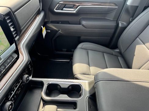 New 2026 Chevrolet Silverado 1500 RST w/ Z71 Off-Road Package AWD/4WD image 11