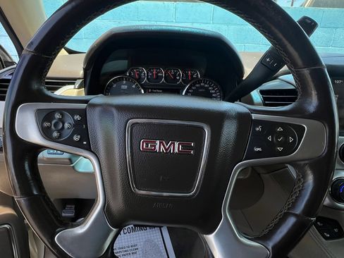 Used 2015 GMC Yukon XL SLT w/ Open Road Package image 12