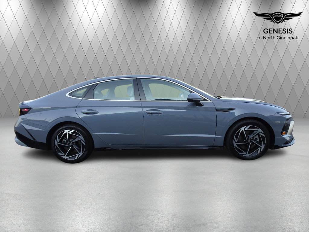 Used 2024 Hyundai Sonata SEL w/ Convenience Package FWD image 5