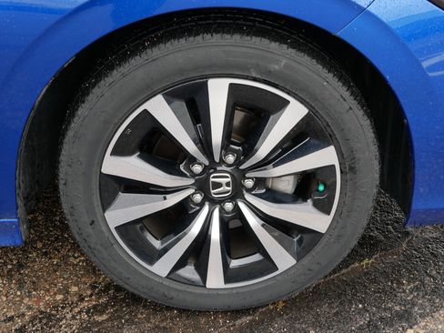 Certified 2022 Honda Civic EX image 15