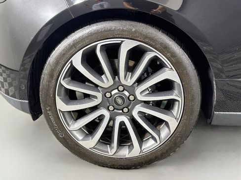 Used 2019 Land Rover Range Rover Supercharged AWD/4WD image 38